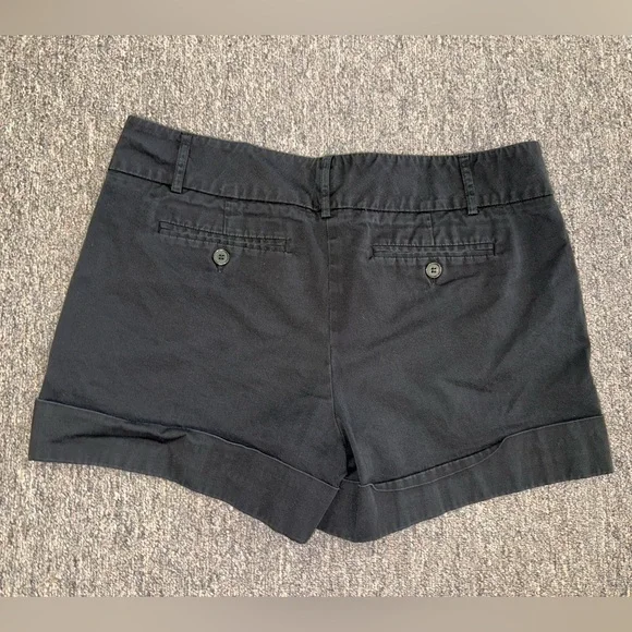 New York & Co (10) Black Dress Shorts - Picture 3 of 5